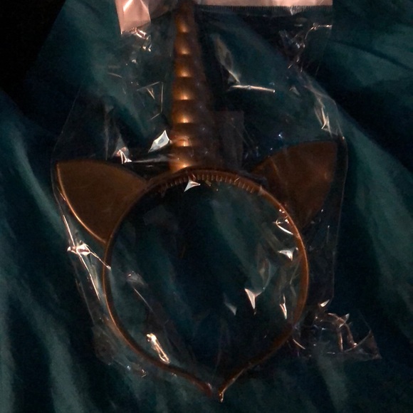 🦄 Just In! 🦄 light up unicorn horn - Picture 4 of 6